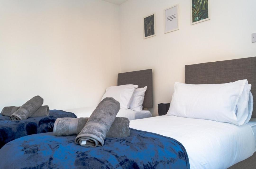 Villa Charming York House- Walking Distance To Town Centre Extérieur photo